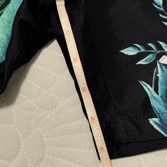 Franks Men’s Swim Trunks Size Small - Picture 6 of 8